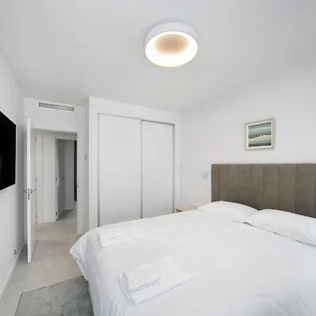 Silver Tower 5b